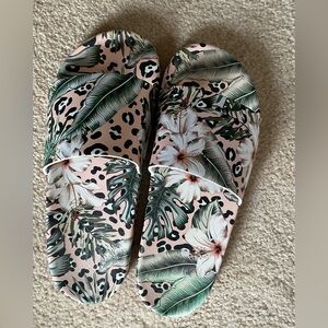 Cape Robbin Slip ON’s